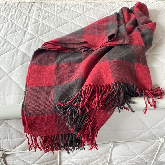 Pottery Barn Bedding Pottery Barn Buffalo Plaid Red And Dark Grey